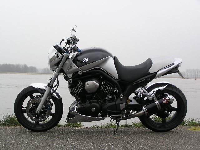 moto yamaha bulldog